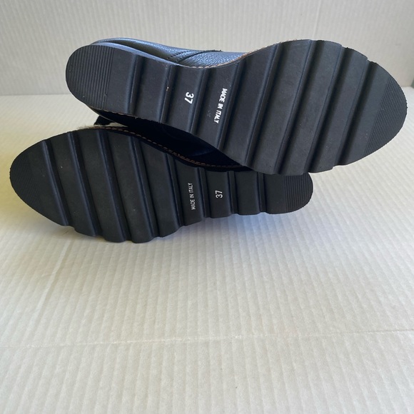 | Fabianelli Made in Italy Shearling Wedge Booties - Picture 5 of 6